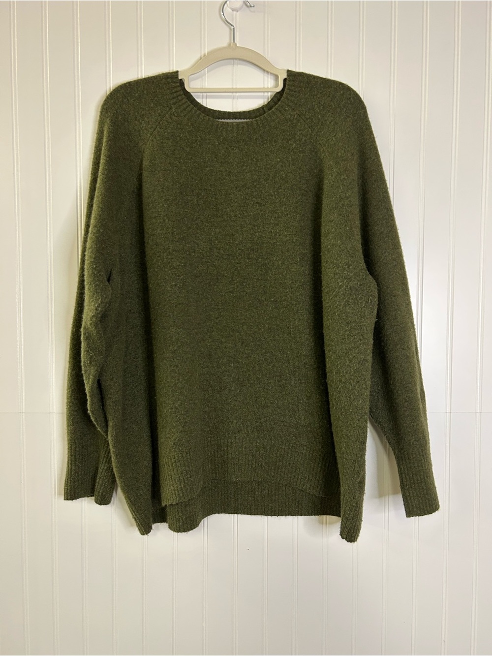 Old Navy Green Crewneck Sweater Size Large